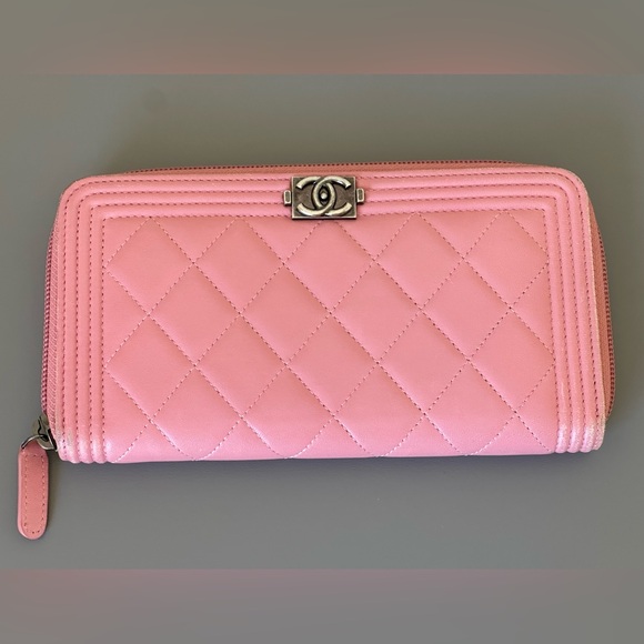 Chanel Quilted Lambskin Pink Boy Zippy Wallet - Picture 14 of 16